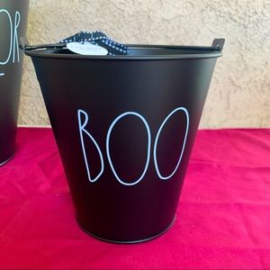 NEW 2022 Black Rae Dunn Halloween Metal Pail Bucket BOO